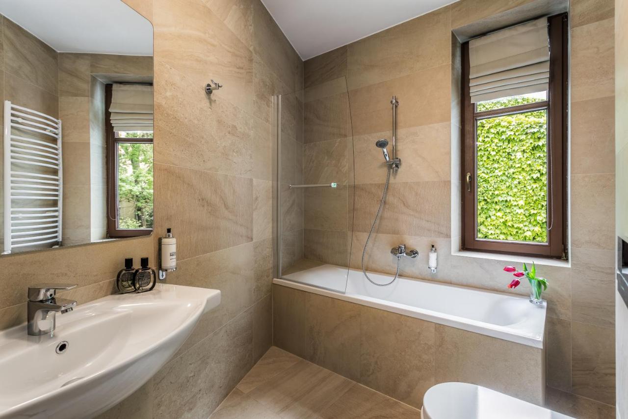 No.23 Premium Aparthotel Krasków Eksteriør bilde