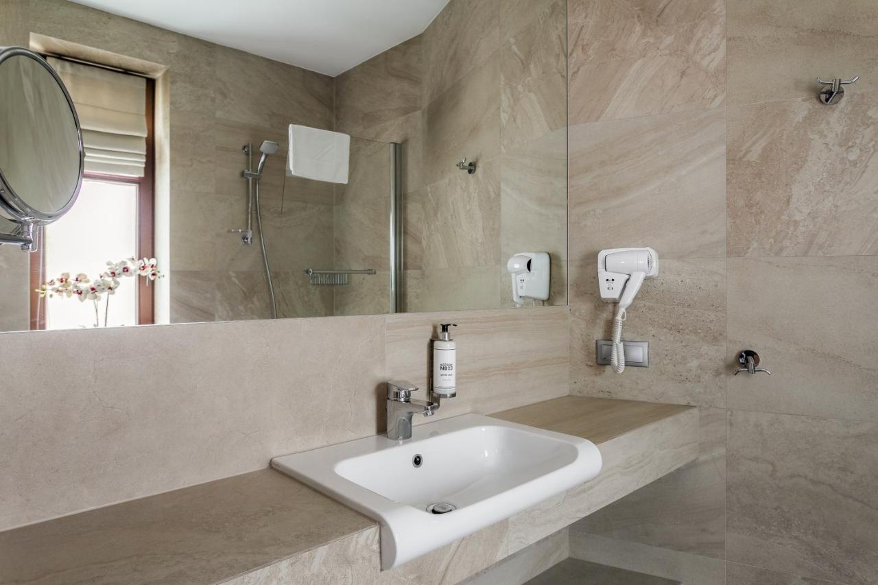 No.23 Premium Aparthotel Krasków Eksteriør bilde